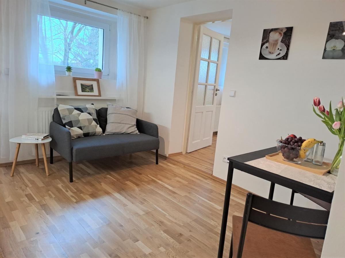 Appartement Apartmanovy Dum Se Zahradou V Klidne Casti Prahy Prague